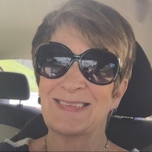 Meet your Posher, Cheryl